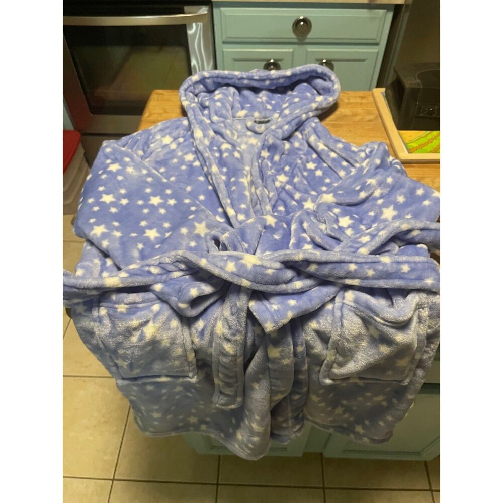 Cynthia Rowley Purple polka-dot fuzzy fleece bathrobe
